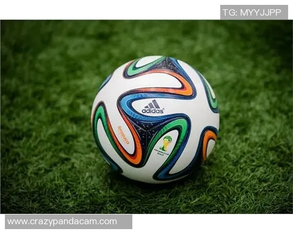 足球明星联名限量版华为手机壳闪耀登场引领时尚潮流