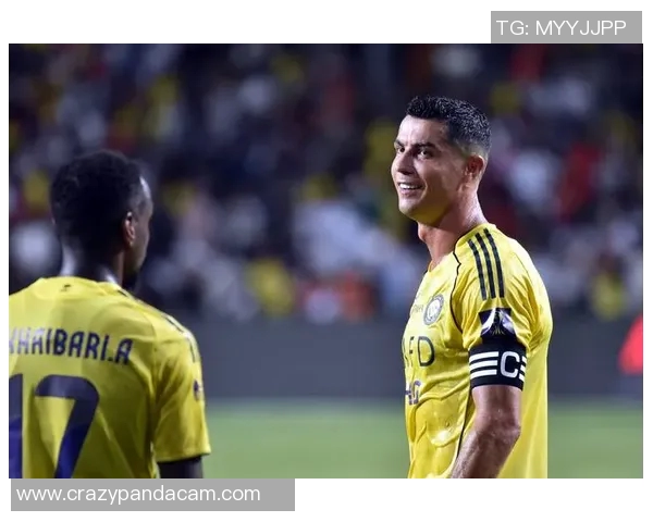 吉达国民足球明星的崛起与成就探秘