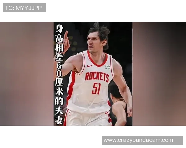 足球明星追求篮球明星的爱情故事与运动精神的交融