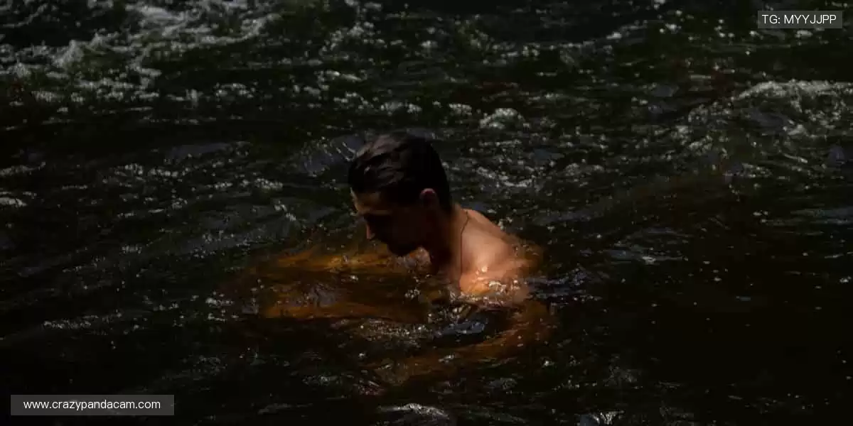 「运动装备黑科技，让你的每一步都更专业！🛡️点击选购，开启高效训练！」